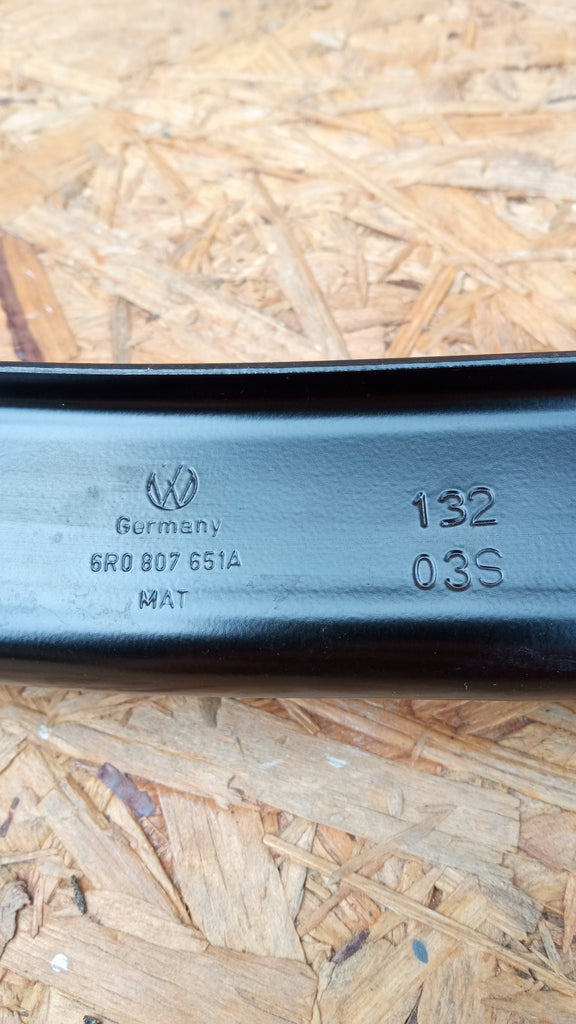 VW POLO V 09- UNTERER QUERTRAEGER STOSSSTANGE VORNE