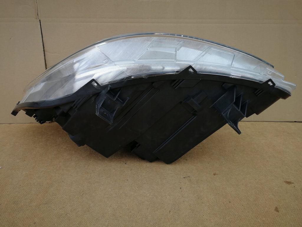 MERCEDES BENZ SPRINTER W910 18- LAMPA PRAWA PRZÓD H7 H15 A9109060100