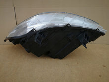 Load image into Gallery viewer, MERCEDES BENZ SPRINTER W910 18- LAMPA PRAWA PRZÓD H7 H15 A9109060100