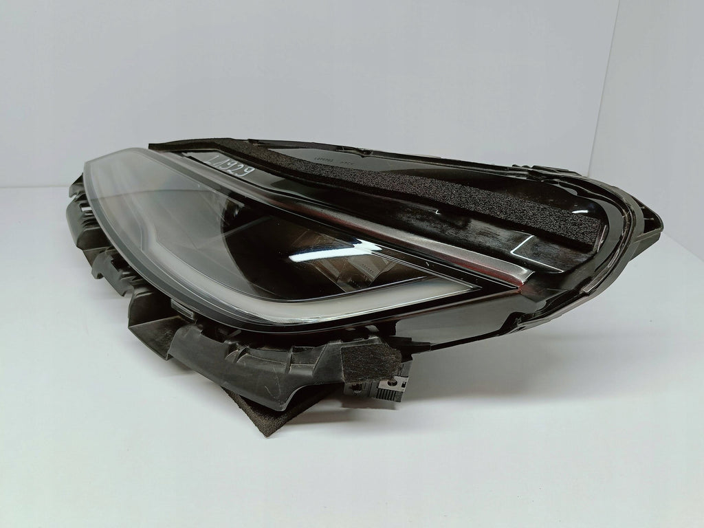 TESLA MODEL 3 LIFT HIGHLAND 23- LAMPA LEWA PRZÓD FULL LED EU 1760888-00-E