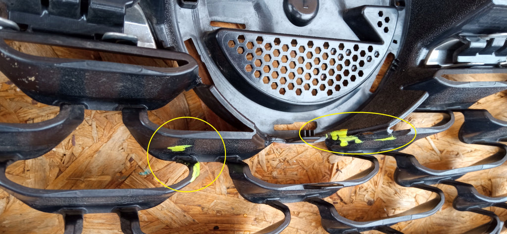 OPEL ASTRA K V 15- ATRAPA KRATKA GRILL ZDERZAKA PRZEDNIEGO 13464791
