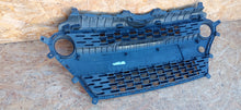 Laden Sie das Bild in den Galerie-Viewer, HYUNDAI I10 II 2 16- LIFT BLENDE GITTER GRILL 86569-B9500