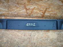 Laden Sie das Bild in den Galerie-Viewer, OPEL CORSA D LIFT 12- MITTELLEISTE STOSSSTANGENAUFLAGE VORNE 13286039