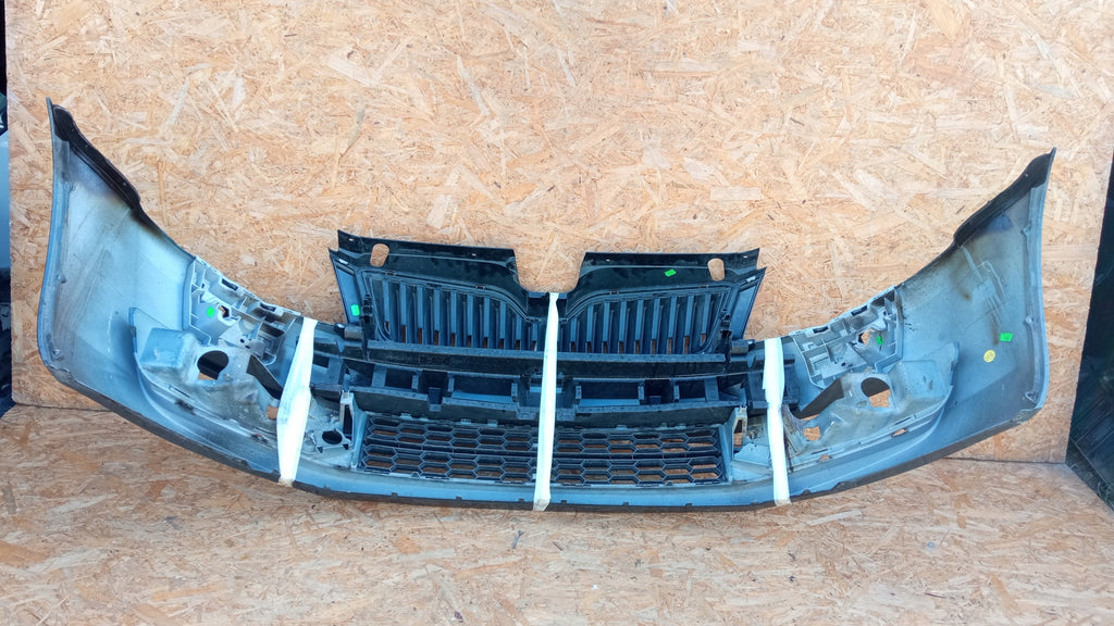 SKODA OCTAVIA III 12- ZDERZAK PRZÓD PRZEDNI SPRYSK ABSORBER GRILL 5E0807221