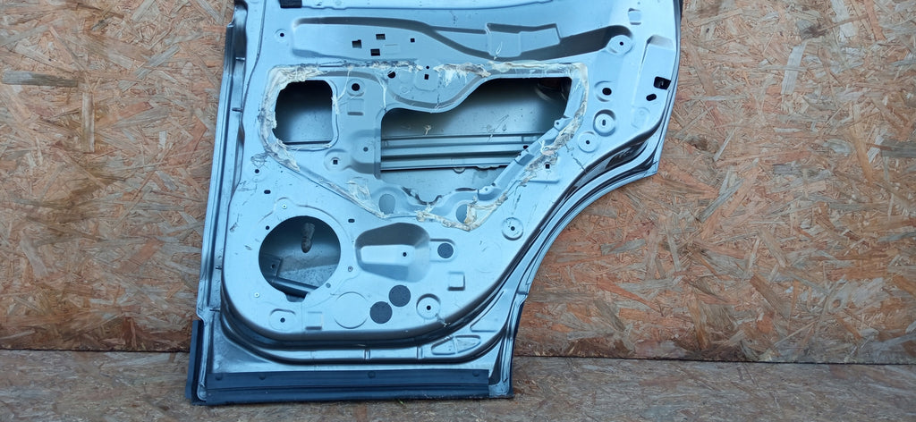 NISSAN QASHQAI II J11 13- HINTEN RECHTE TÜR HINTEN RECHTS