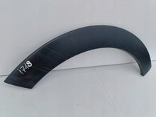 Laden Sie das Bild in den Galerie-Viewer, CITROEN C3 III 16- RADLAUFVERKLEIDUNG HINTEN LINKS 9812088880