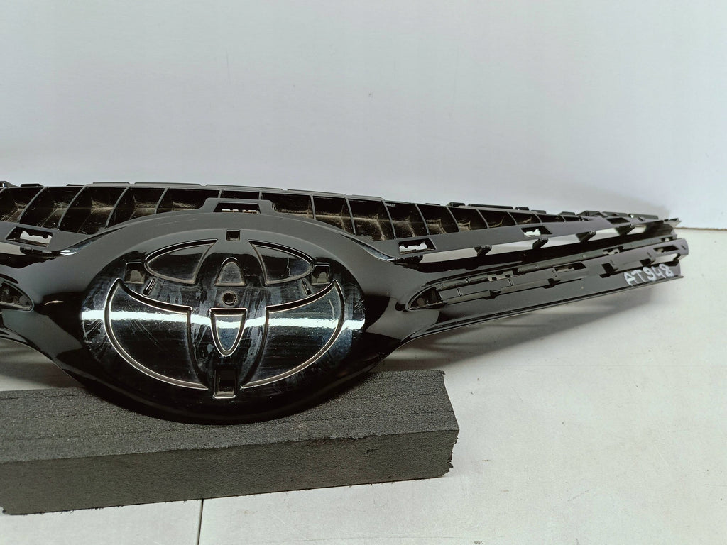Toyota Avensis T27 LIFT 15- ATRAPA GRILL ZDERZAKA PRZEDNIEGO 53114-05120