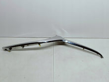 Laden Sie das Bild in den Galerie-Viewer, Mazda 6 GJ LIFT 18- CHROMLEISTE KÜHLERGRILL LINKS GSH7-507K1