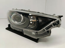 Load image into Gallery viewer, TOYOTA YARIS IV 4 P21 19-LAMPA REFLEKTOR PRAWY PRZÓD SOCZEWKA KOITO K0-6 EU