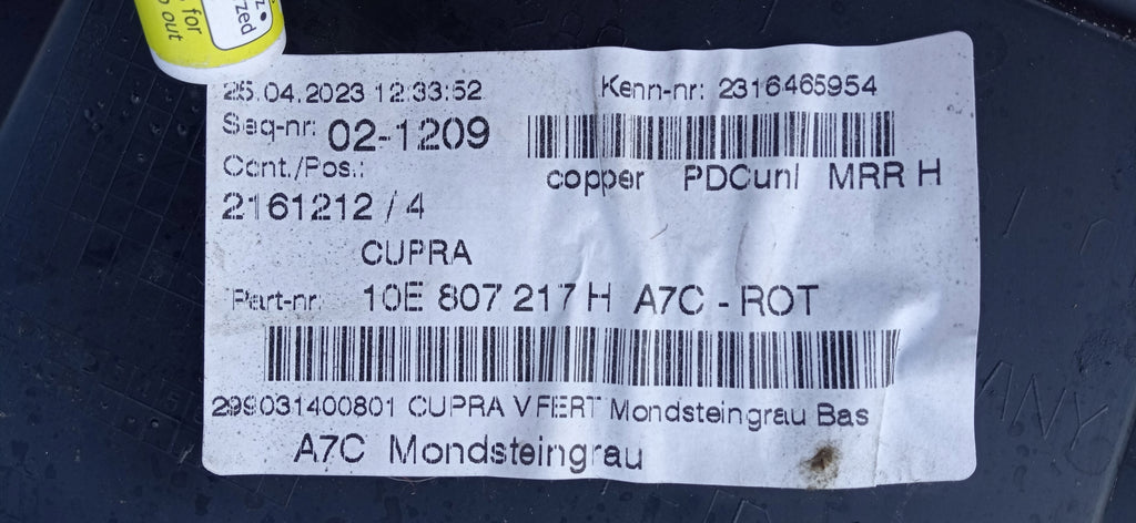 SEAT CUPRA BORN 21- ATRAPA CZĘŚĆ GÓRNA ZDERZAKA PRZÓD STELAŻ 10E807217H
