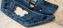 Load image into Gallery viewer, NISSAN QASHQAI II J11 LIFT 17- ATRAPA GRILL ZDERZAKA PRZEDNIEGO 62310HV00A