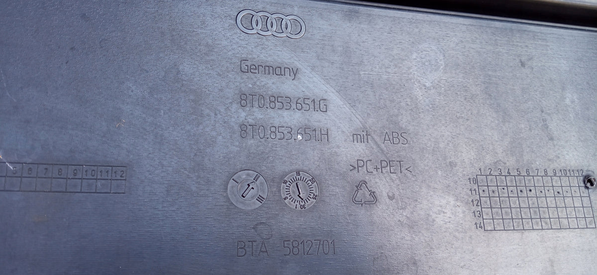 Audi A5 8T Lift 11- Atrapa Kratka Środkowa Grill Zderzaka Przód 8T0853651G — zdjęcie 14 z 14