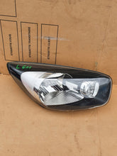 Laden Sie das Bild in den Galerie-Viewer, KIA PICANTO II SCHEINWERFER RECHTS VORNE EU 92102-1Y011/1Y010