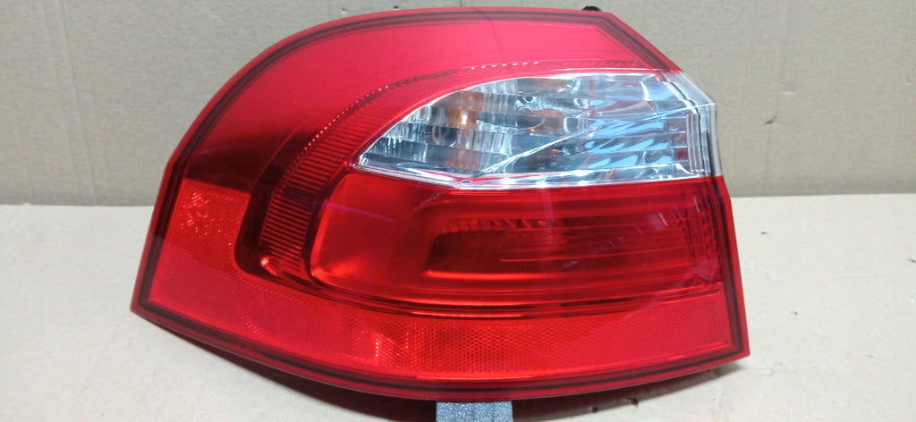KIA RIO III 3 RÜCKLEUCHTE HINTEN LINKS 92401-1W2 11-17
