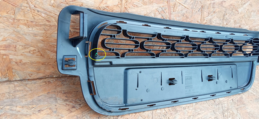 CITROEN C3 III 16- ATRAPA KRATKA ŚRODKOWA GRILL ZDERZAKA PRZÓD 9812061877