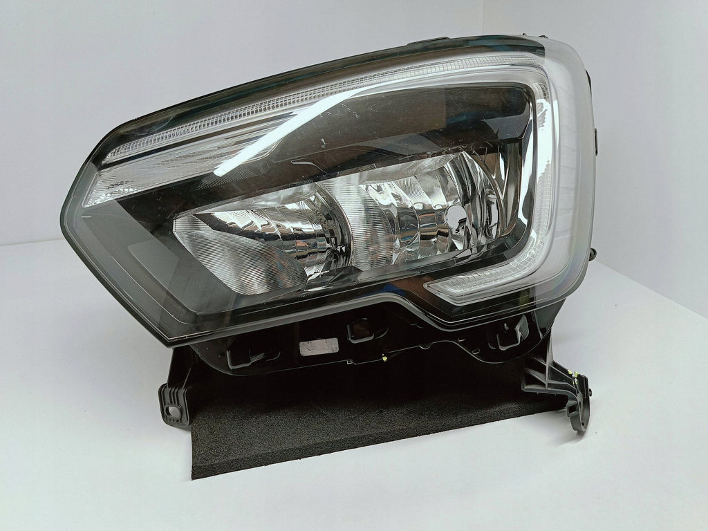 Renault Master III LIFT IV 19- LAMPA LEWA PRZÓD PRZEDNIA 260607867R