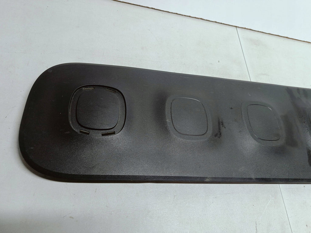 Citroen C3 III 16- LEISTE ZIERLEISTE TÜR VORNE LINKS 9813091377
