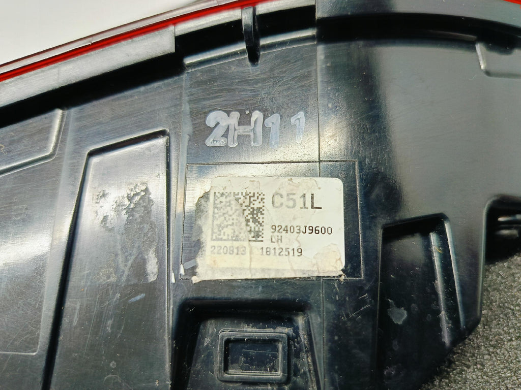 HYUNDAI KONA I LIFT 20- LAMPA KLAPY BAGAŻNIKA LEWY TYŁ LED 92403-J9600