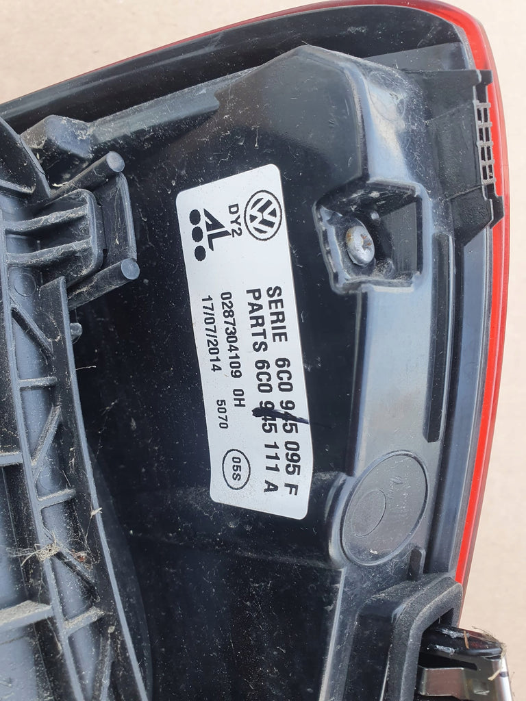 VW POLO 6C0 LAMPA LEWA TYŁ TYLNA EU
