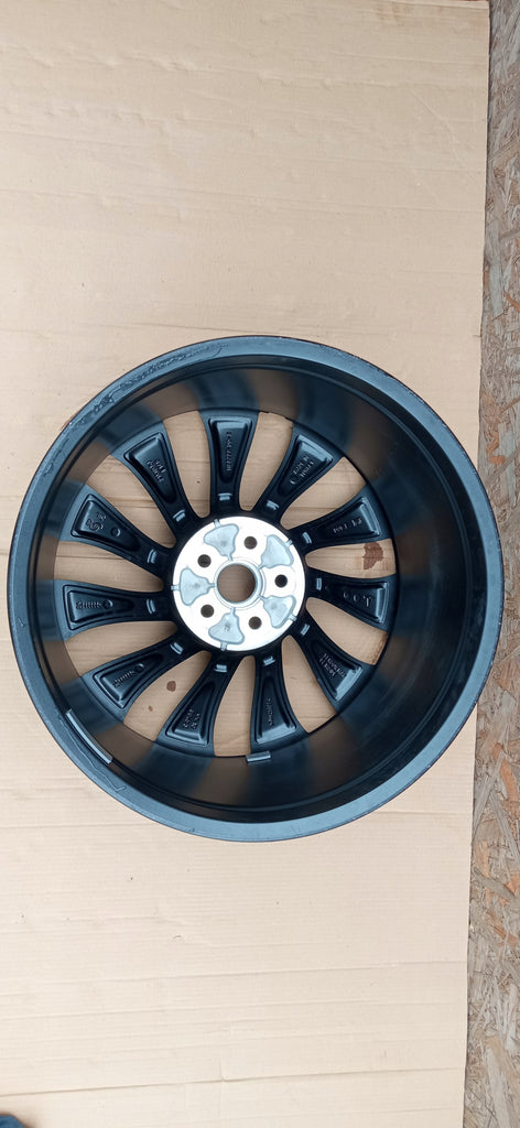 FELGA ALUMINIOWA TESLA 10,5X21 1188227-00-C ET48