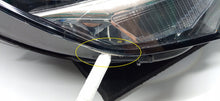 Załaduj zdjęcie do przeglądarki galerii, OPEL CORSA F 18- LAMPA PRAWA PRZÓD PRZEDNIA ZWKŁA H7 EU 39162649