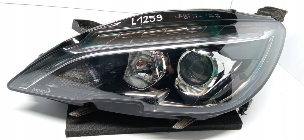 PEUGEOT 308 II T9 LIFT 17-LAMPA LEWA PRZÓD PRZEDNIA SOCZEWKA+LED 9816990680