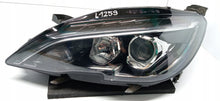Laden Sie das Bild in den Galerie-Viewer, PEUGEOT 308 II T9 LIFT 17-LAMPA LEWA PRZÓD PRZEDNIA SOCZEWKA+LED 9816990680