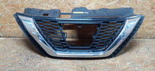 Load image into Gallery viewer, NISSAN QASHQAI II J11 LIFT 17- ATRAPA GRILL ZDERZAKA PRZEDNIEGO 62310HV00A