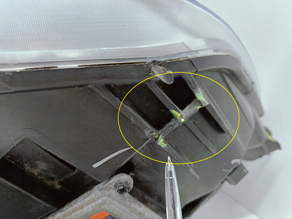 TESLA MODEL S 12- SCHEINWERFER LINKS VORNE XENON EU 1012224-00-C