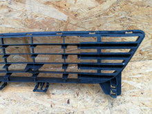 Laden Sie das Bild in den Galerie-Viewer, OPEL MERIVA A LIFT 06- KÜHLERGRILL STOSSTANGE VORNE 13193495