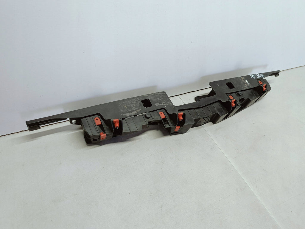 Opel Astra J IV 09- GLEITSTÜCK OBERER HALTER STÜTZE STOSSSTANGE VORNE 13264477