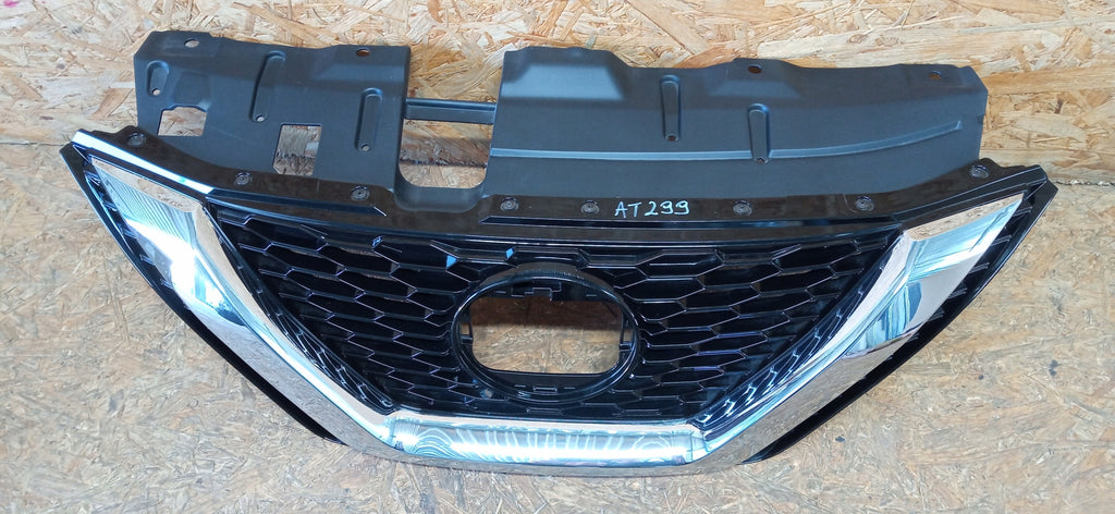 NISSAN QASHQAI II J11 LIFT 17- KÜHLERGRILL STOSSFÄNGER VORNE DS0742001