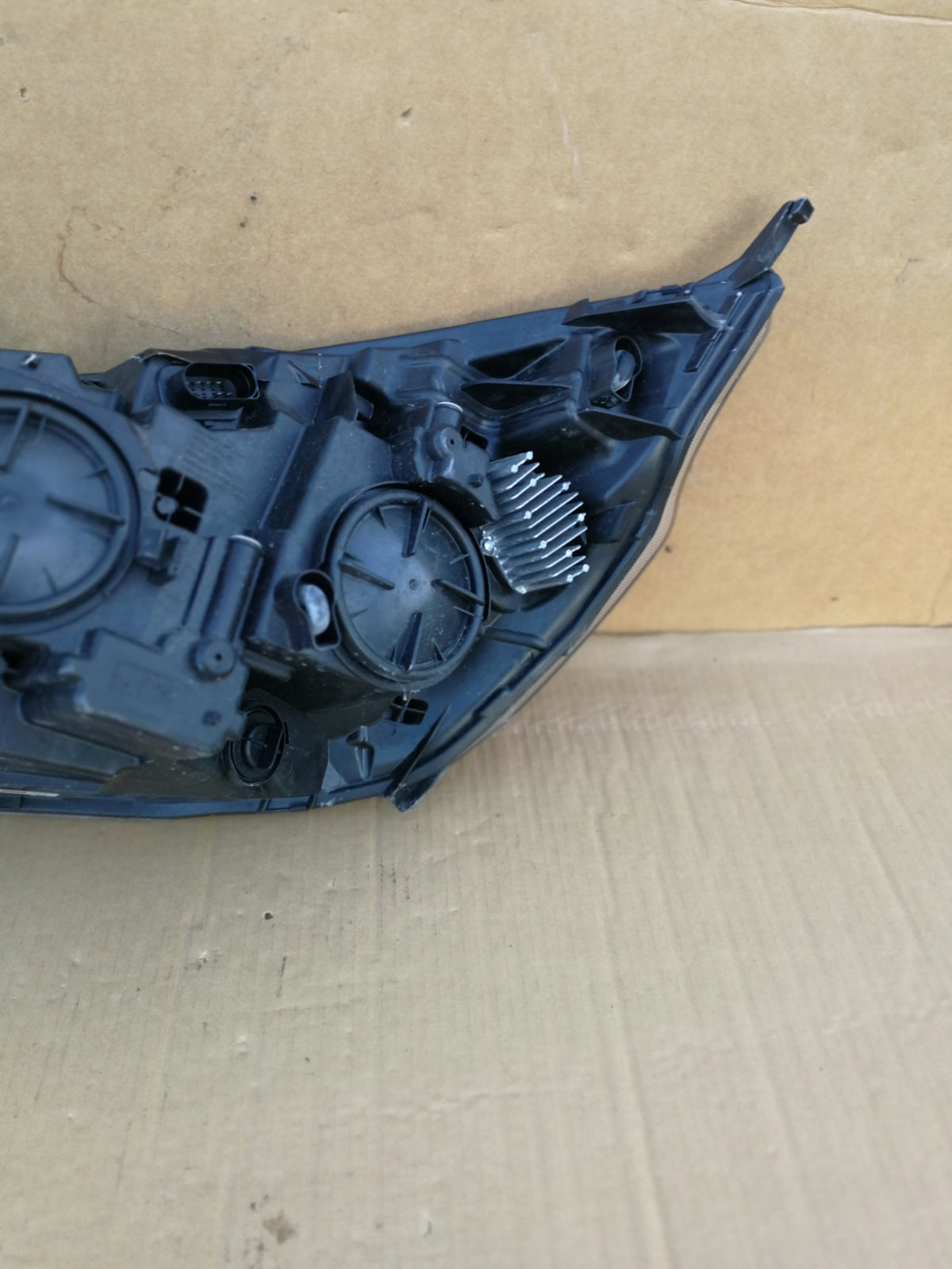 Ford Transit Custom Lift 18- Lampa Prawa Przód Przednia EU JK21-13W029-Dj — zdjęcie 13 z 15