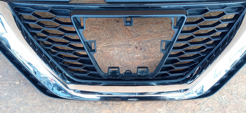 NISSAN QASHQAI II J11 LIFT 17- ATRAPA GRILL ZDERZAKA PRZEDNIEGO 62310HV00A