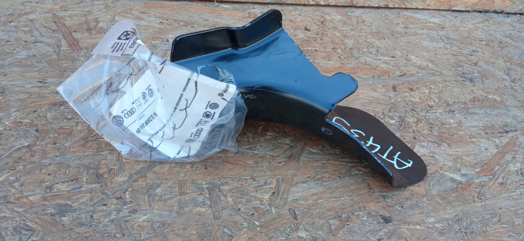 VOLKSWAGEN SEAT AUDI SKODA - ŁĄCZNIK PODŁOGI WSPORNIK PRAWY 5Q080213