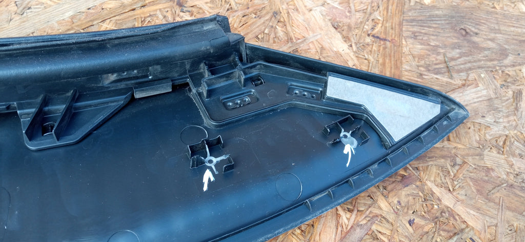 KIA EV6 2021- TÜRZIERLEISTE HINTEN LINKS MATT 87733-CV000