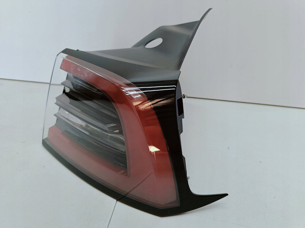 TESLA 3 LIFT Y 20- LAMPA REFLEKTOR ŚWIATŁO PRAWY TYŁ LED NOWA 1502087-00-D
