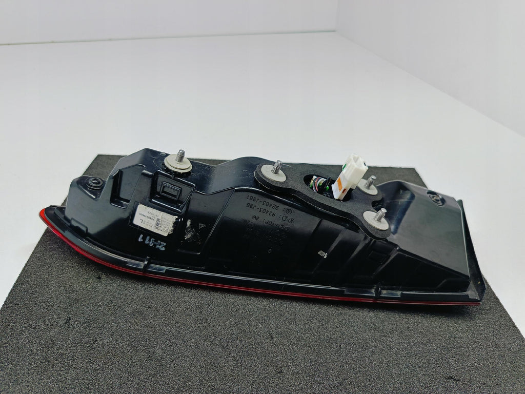 HYUNDAI KONA I LIFT 20- LAMPA KLAPY BAGAŻNIKA LEWY TYŁ LED 92403-J9600