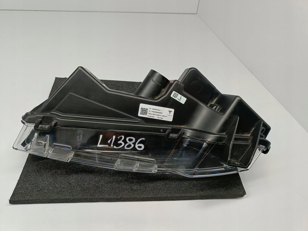 TESLA 3 LIFT Y 20- HALOGEN DRL LEWY LAMPA PRZECIWMGIELNA LED 1624797-00-A