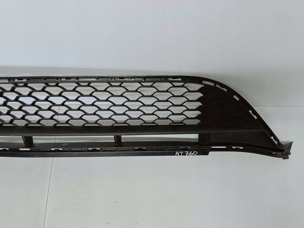 Mercedes A-KLASA W177 AMG 18- KRATKA DOLNA GRILL ZDERZAKA PRZÓD A1778859100