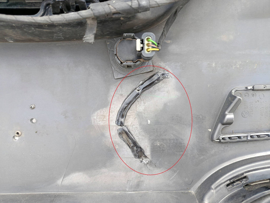 BMW 5 F10 F11 LCI LIFT 13- ZDERZAK PRZÓD PRZEDNI 4XPDC SPRYSK 51117331706