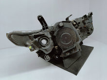 Laden Sie das Bild in den Galerie-Viewer, Toyota Auris II LIFT E18 15- LAMPA LEWA PRZÓD FULL LED EU 81150-02K60