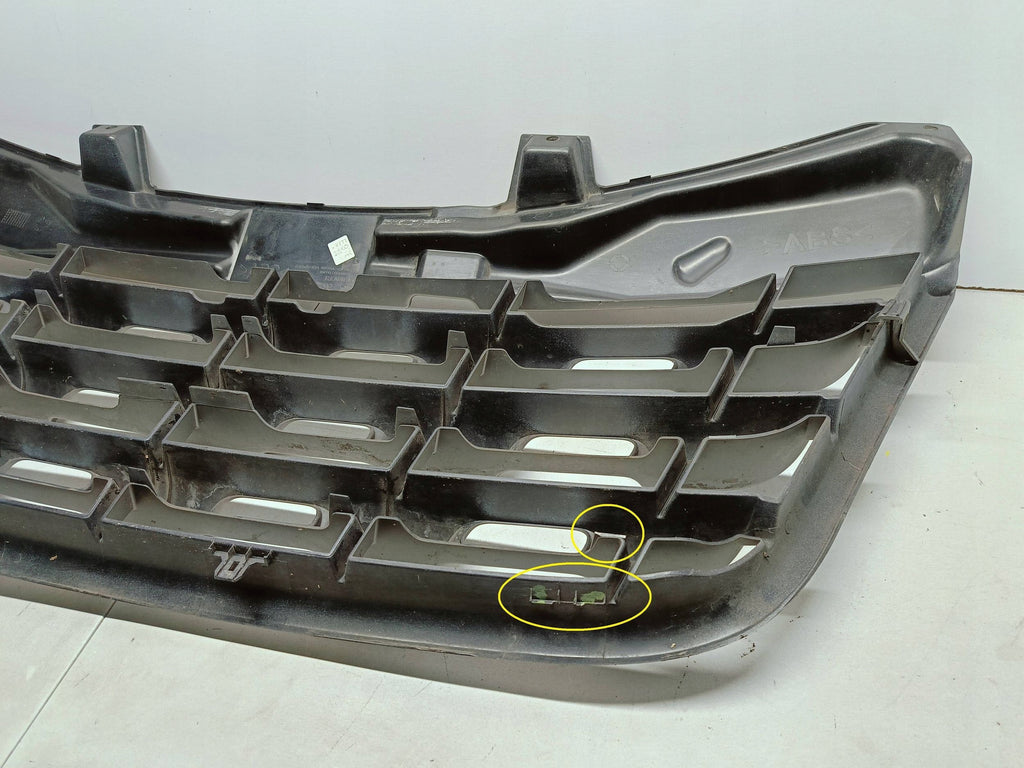 Renault Master III 3 10- ATRAPA GRILL KRATKA ZDERZAKA PRZEDNIEGO 623100256R
