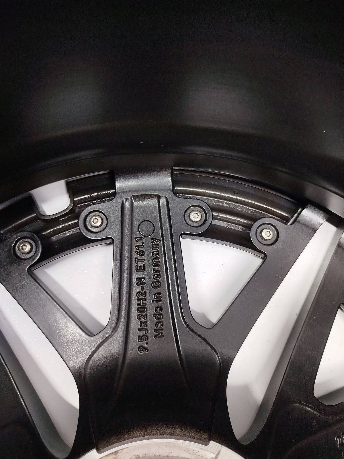 Wheel Alloy Mercedes AMG C63 Performance C-Class W206 S206 9,5x20 ET61 — photo 14 of 15