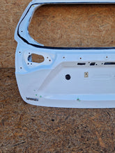 Laden Sie das Bild in den Galerie-Viewer, TOYOTA YARIS CROSS 20- HECKKLAPPE HINTEN