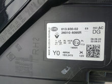 Load image into Gallery viewer, RENAULT CAPTUR II 19- LAMPA REFLEKTOR PRAWY PRZÓD FULL LED 260104095R