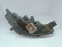 Laden Sie das Bild in den Galerie-Viewer, BYD Atto 3 III 22- SCHEINWERFER LINKS VORNE LINKS VOLL-LED EU SC2E-4121010