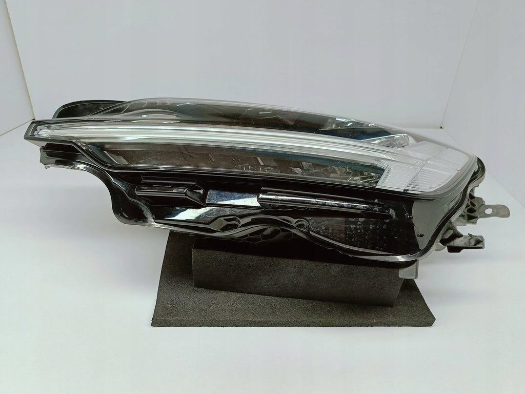 Volvo V60 II S60 III 18- SCHEINWERFER LINKS VORNE FULL LED EU 32314165