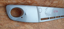 Load image into Gallery viewer, VOLKSWAGEN UP UP! 11- ATRAPA ŚRODKOWA GRILL ZDERZAKA PRZEDNIEGO 1S0853665B